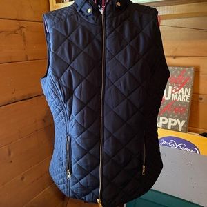 Crown and Ivy Quilted   Vest